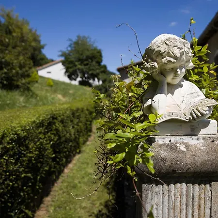 Centre De Bien-etre Et Ses D'hote Bed and breakfast 3*